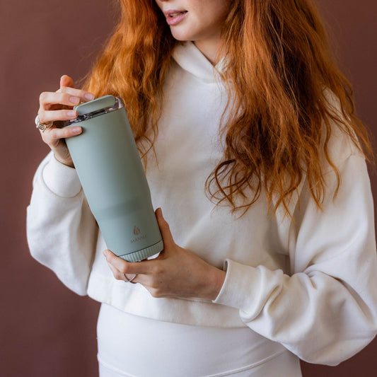 30-oz-groove-tumbler-w3 4Manna_Website_Lifestyles-17.jpg