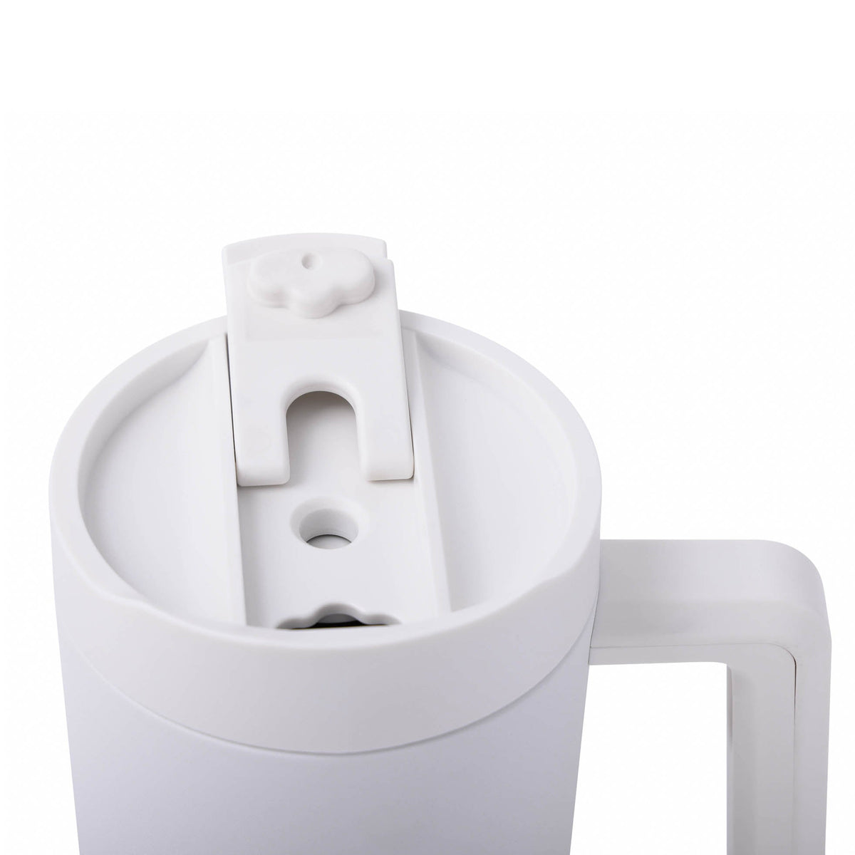 40-oz-top-tumbler-u9 CoreHome_MannaHydration_Whites_Raw-51.jpg